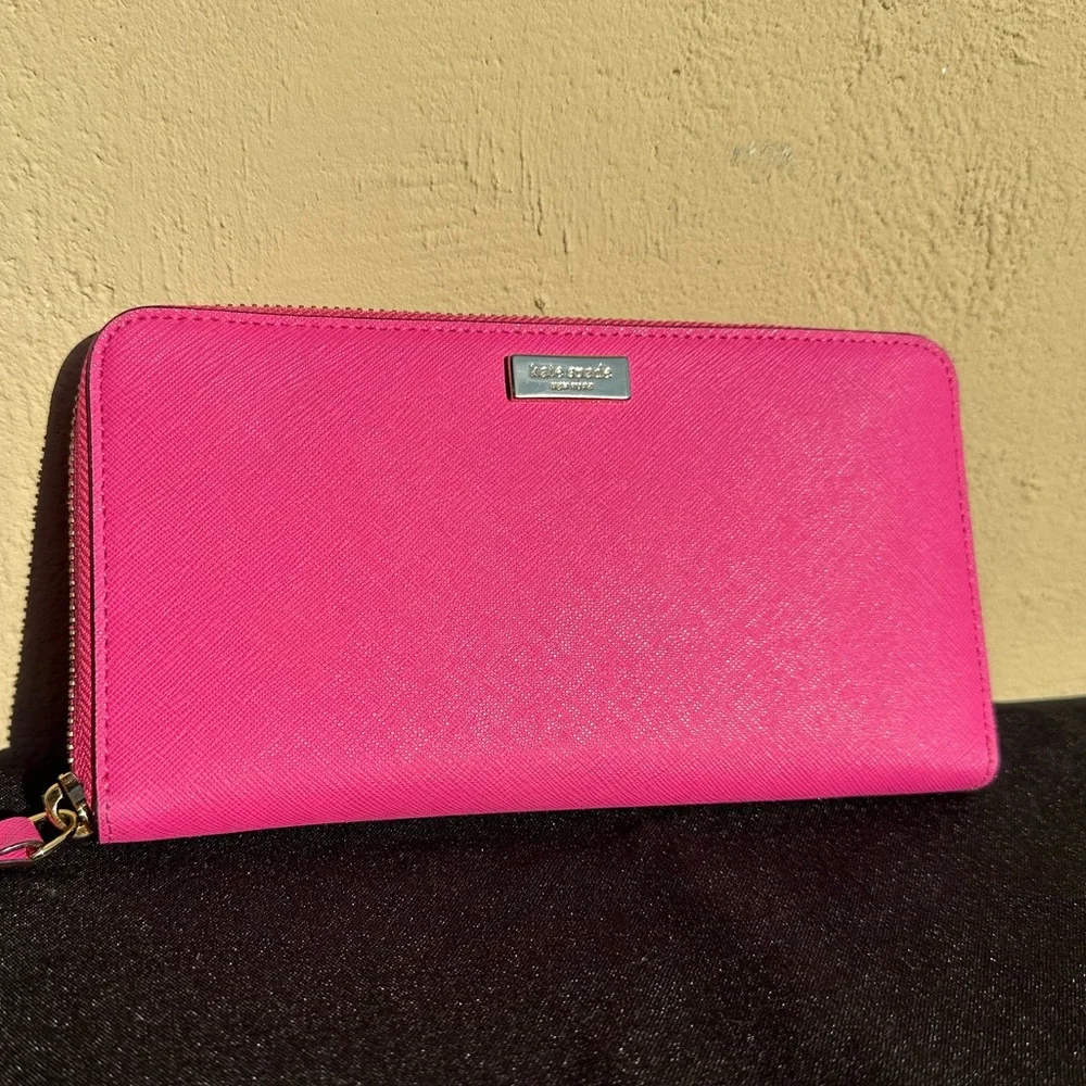 Kate Spade Fuchsia Wallet - Picture 2 of 10